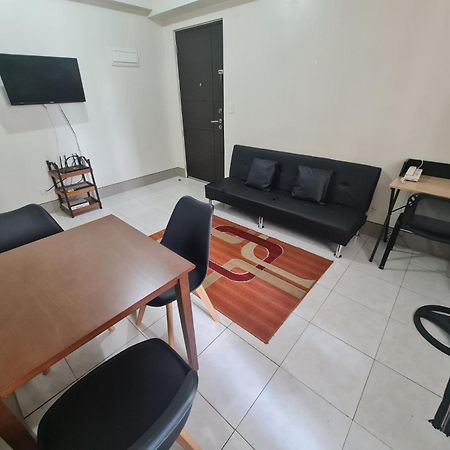 2 Bedroom Condo In Little Baguio Terraces, San Juan Manila Exteriör bild