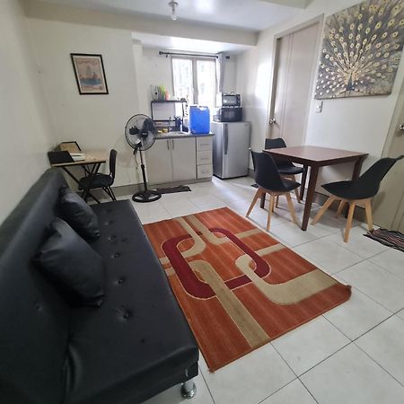 2 Bedroom Condo In Little Baguio Terraces, San Juan Manila Exteriör bild